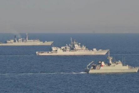 Незаконное вторжение: что известно о столкновении военных кораблей Украины и России в Черном море к этой минуте