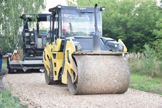 Дорогу, тротуар и освещение ремонтируют в Дзержинске по программе &laquo;Вам решать!&raquo; - фото 2