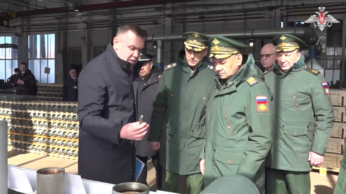 Министр обороны РФ Шойгу оценил работу нижегородских заводов