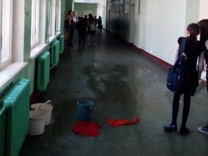 Нижегородцы жалуются на протекающую крышу в школе № 116