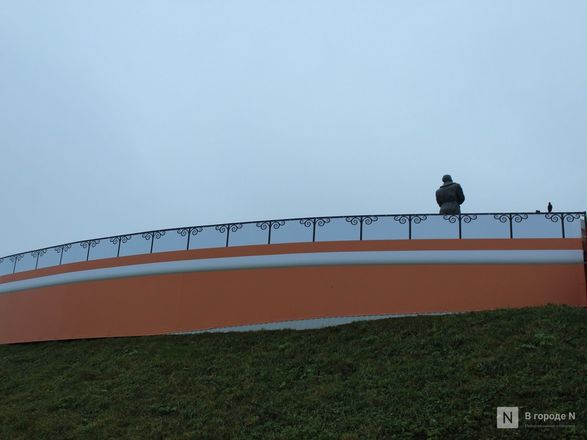 Обрушившийся ярус Чкаловской лестницы закрыли фальшфасадом - фото 5