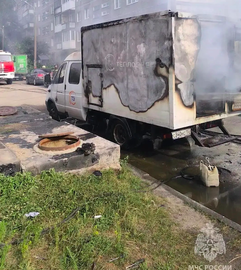 «ГАЗель» вспыхнула в Нижнем Новгороде 8 июля - фото 1
