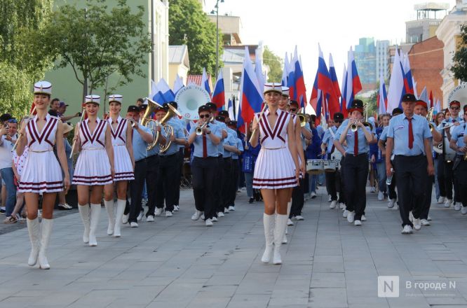 Шествие со стометровым триколором стартовало в Нижнем Новгороде - фото 10