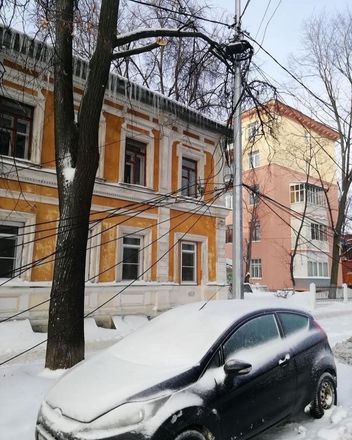Свисающие провода заметили нижегородцы на улице Семашко - фото 3