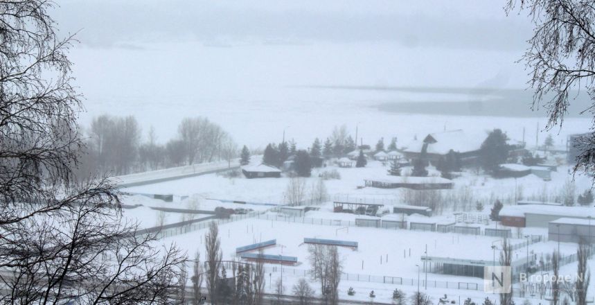 Снежный циклон &laquo;Валли&raquo; обрушился на Нижний Новгород: фоторепортаж - фото 18