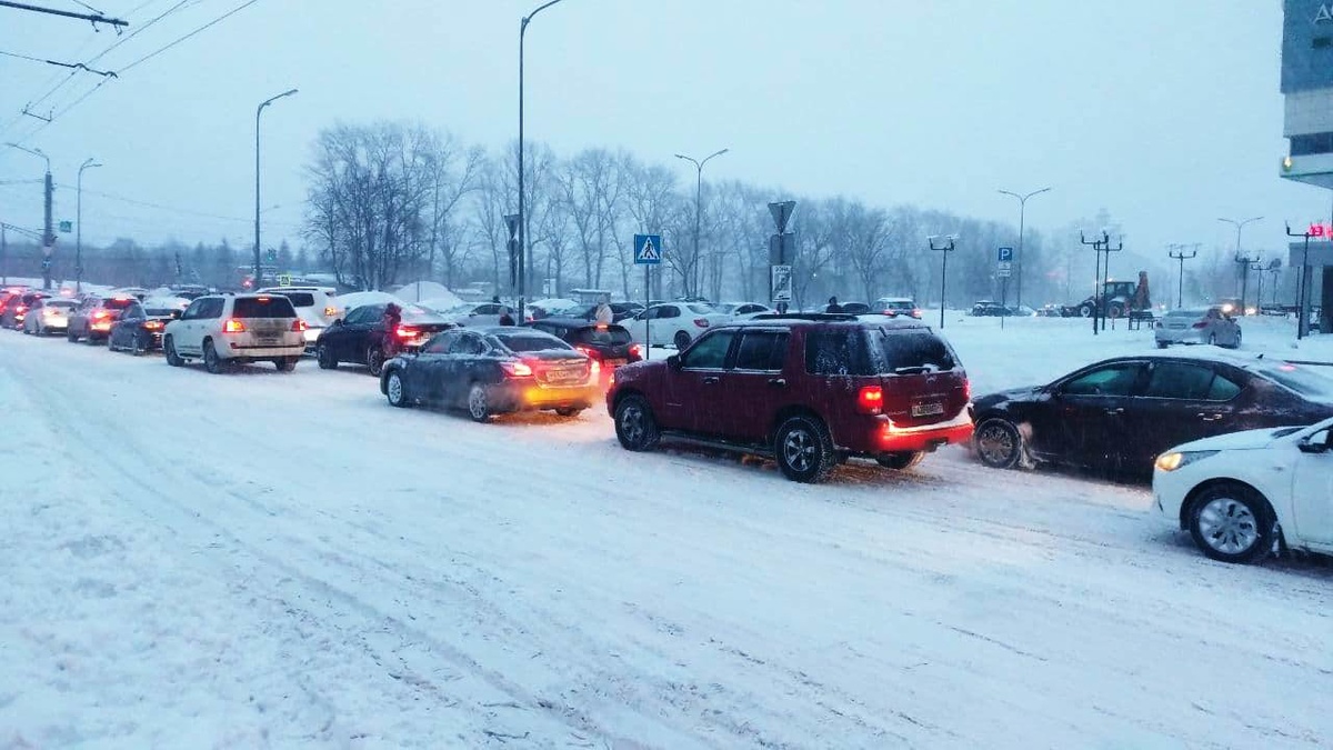 Пробки в максимальные 10 баллов сковали Нижний Новгород 5 февраля - фото 1