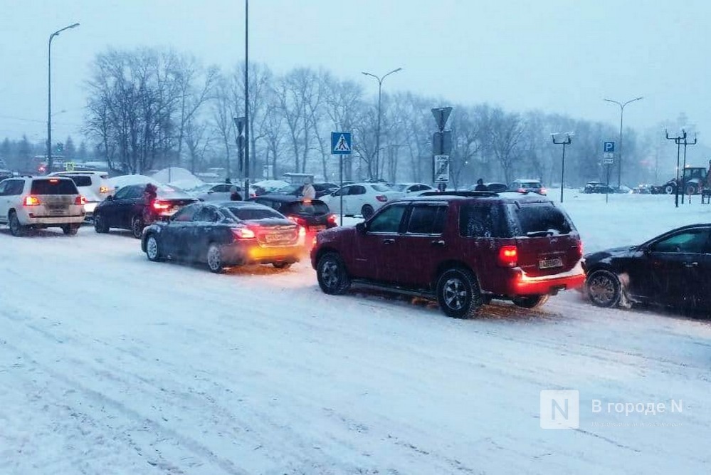 Девятибалльные пробки зафиксированы в Нижнем Новгороде вечером 5 февраля - фото 1