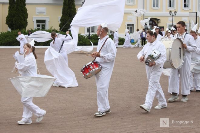 Фоторепортаж: как прошел легендарный &laquo;Выкса-фестиваль&raquo; в Нижегородской области - фото 92