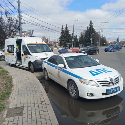 Два автобуса нелегальных перевозчиков арестовали в Нижнем Новгороде - фото 2