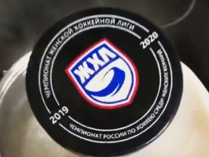 Суп из шайбы сварила хоккеистка нижегородского СКИФа в условиях самоизоляции