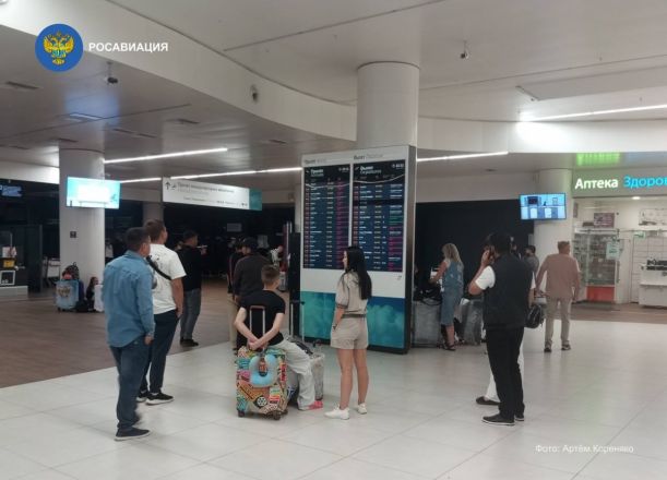 Около 500 пассажиров задержанных рейсов ждут вылета в нижегородском аэропорту - фото 2