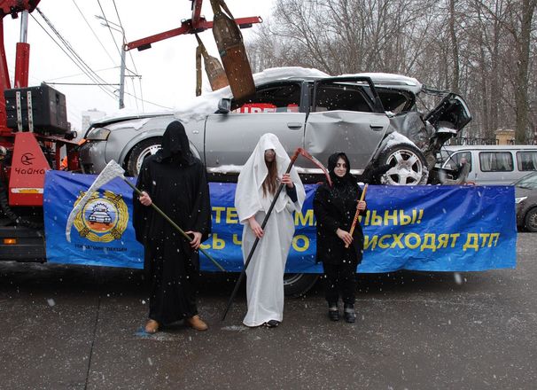 Разбитые автомобили напомнят нижегородцам о самых опасных участках дорог - фото 45