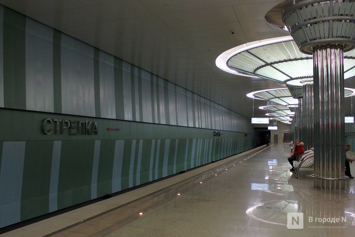 Нижегородцам объяснили, почему на станциях метро нет урн