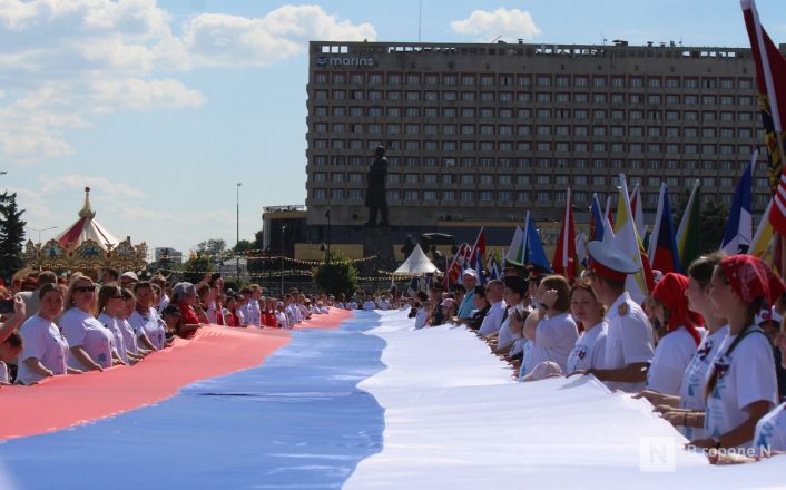 Масштабный гастрофест и концерты: как прошел День России в Нижнем Новгороде &mdash; фоторепортаж - фото 28