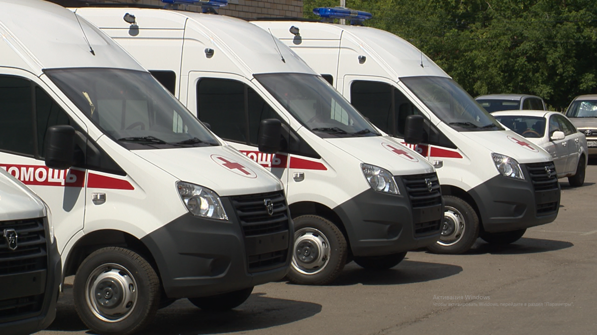 52 автомобиля получили больницы в Нижегородской области - фото 1