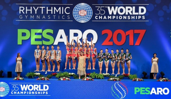 Нижегородские гимнастки завоевали множество медалей на чемпионате мира - фото 1