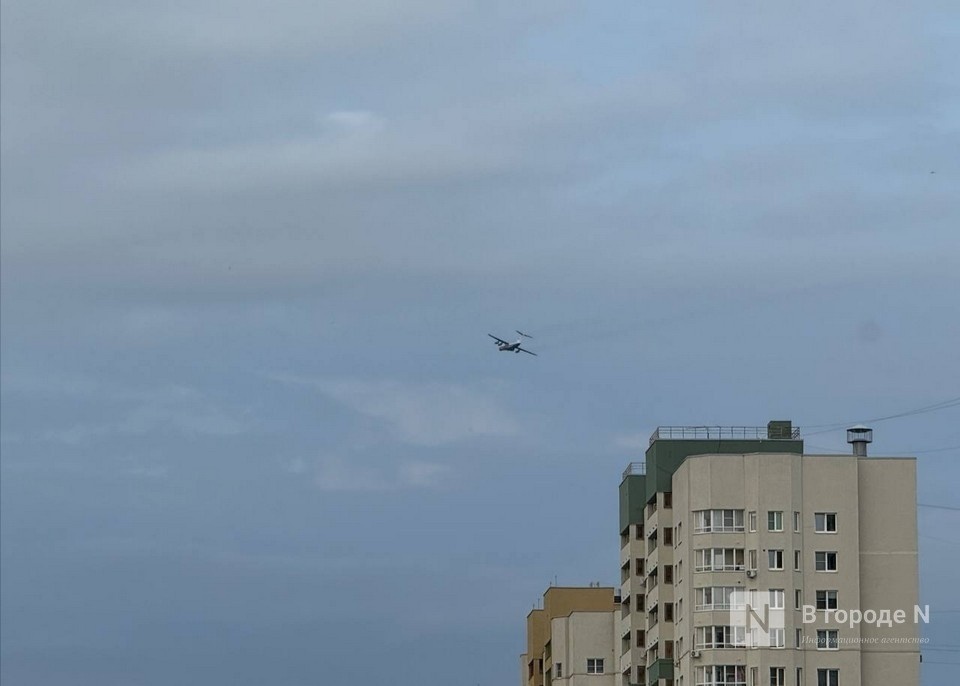 Два авиарейса задержаны в Нижнем Новгороде из-за угрозы атаки БПЛА  - фото 1