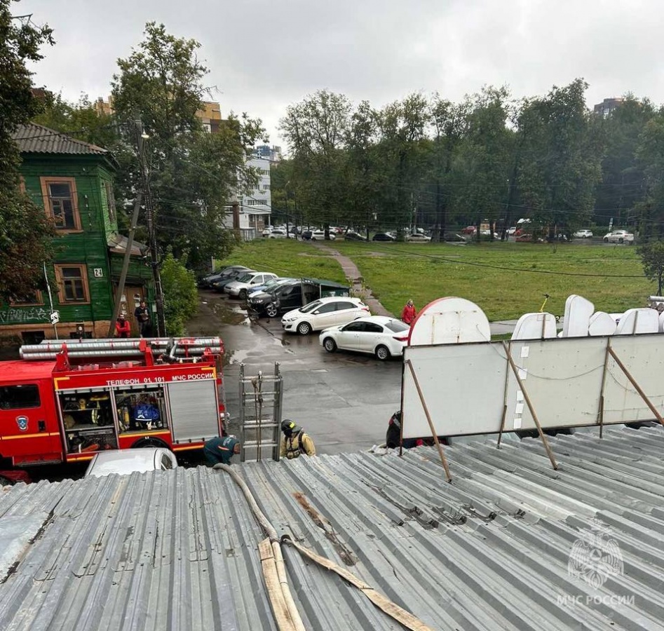 &laquo;Та самая шаурма на Средном&raquo; загорелась в Нижнем Новгороде - фото 2