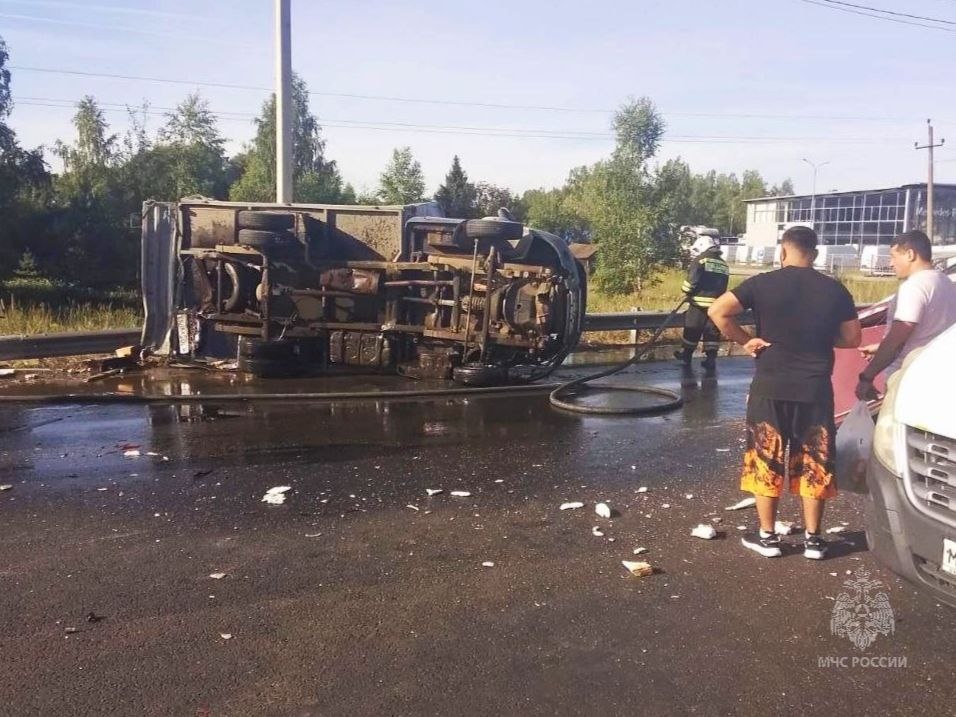 11 машин попали в жесткое ДТП на трассе под Нижним Новгородом
