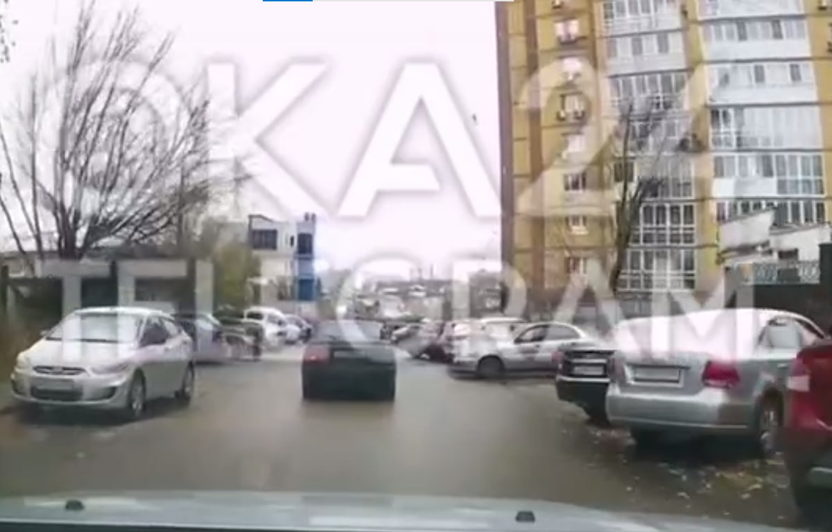 Гибель девушки в ЖК «Подкова» на улице Панина попала на записи видеорегистратора