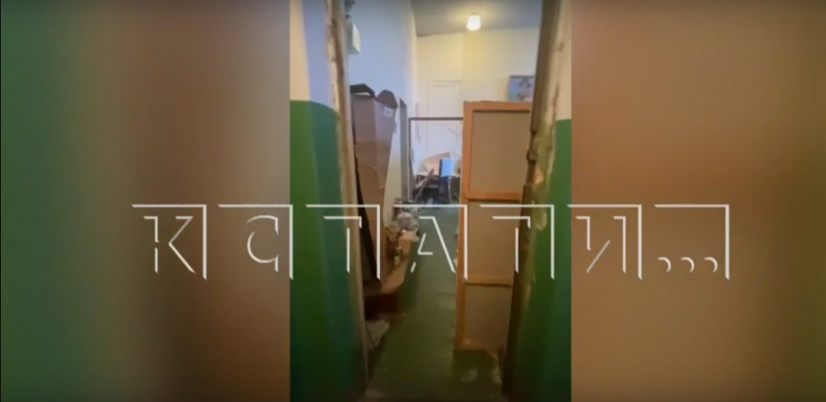 Двери в квартире дочери известного нижегородского живописца вырубили топором - фото 1